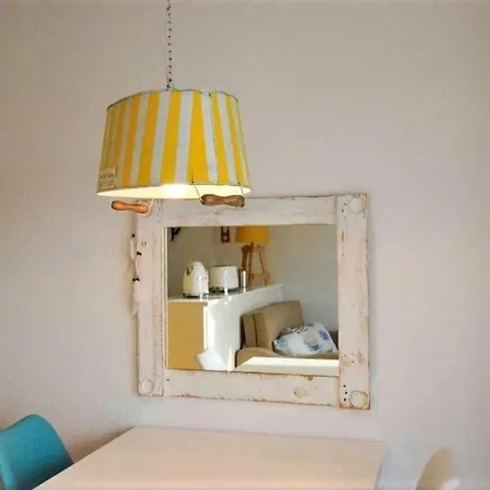 Appartement Yellow Submarine On The Seafront